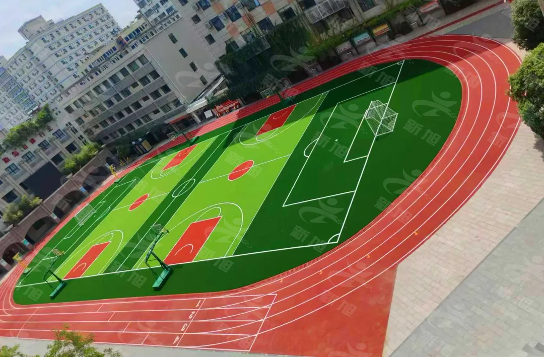 新旭體育全塑型自結(jié)紋塑膠跑道